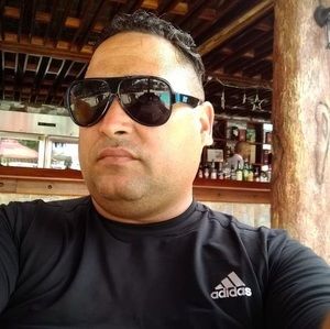 Meet your Posher, Félix eduardo